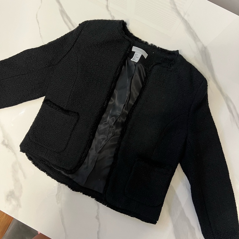 H&M Black Tweed-Look Blazer – Size 6 – Raw Edge Detail